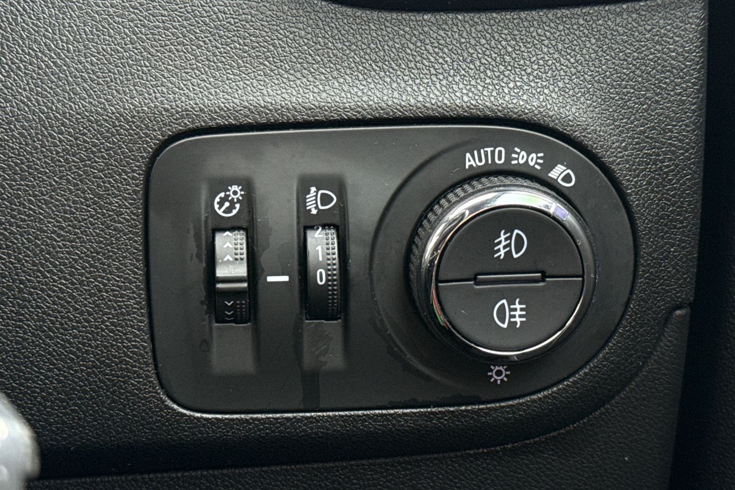 Used Vauxhall Crossland X 2017 for sale - 77758443: Photo 14