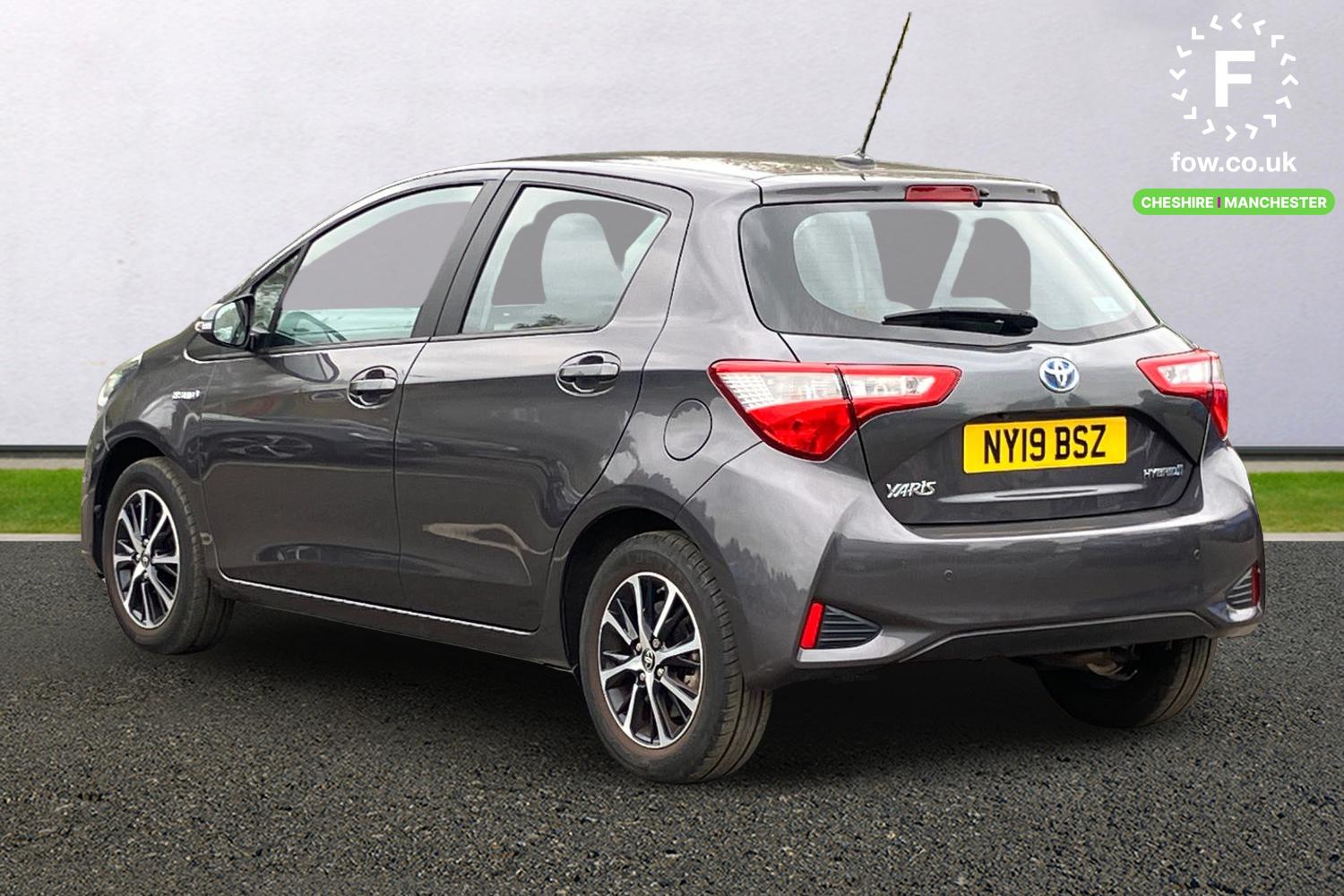 Used Toyota Yaris 2019 for sale - 76236713: Photo 2