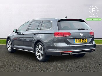 Used Volkswagen Passat 2016 for sale - 77364592: Photo