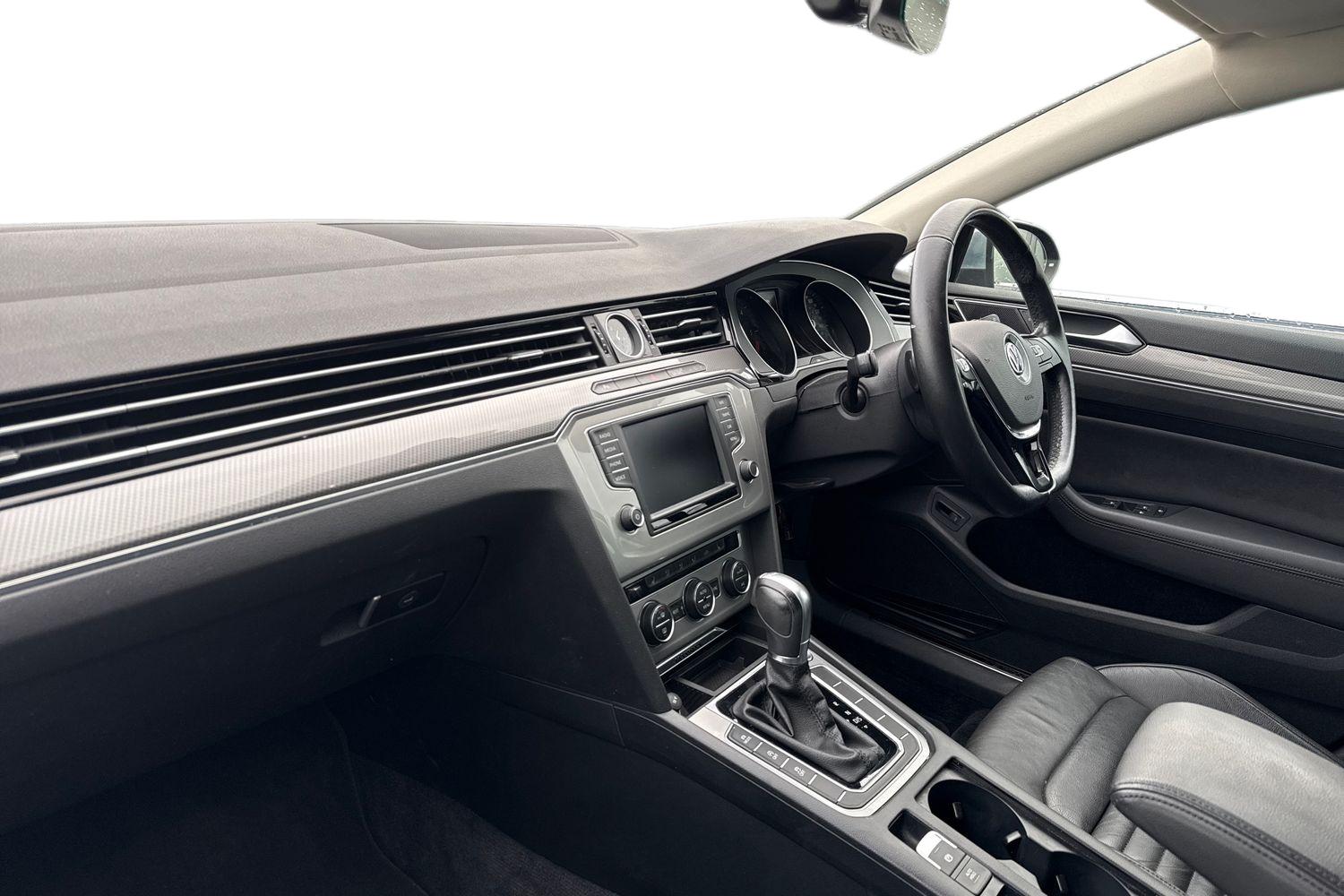 Used Volkswagen Passat 2016 for sale - 77364592: Photo 4