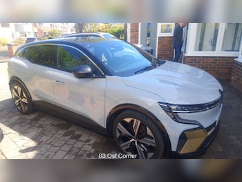 Used Renault Megane E Tech 2023 for sale - 78570985: Photo