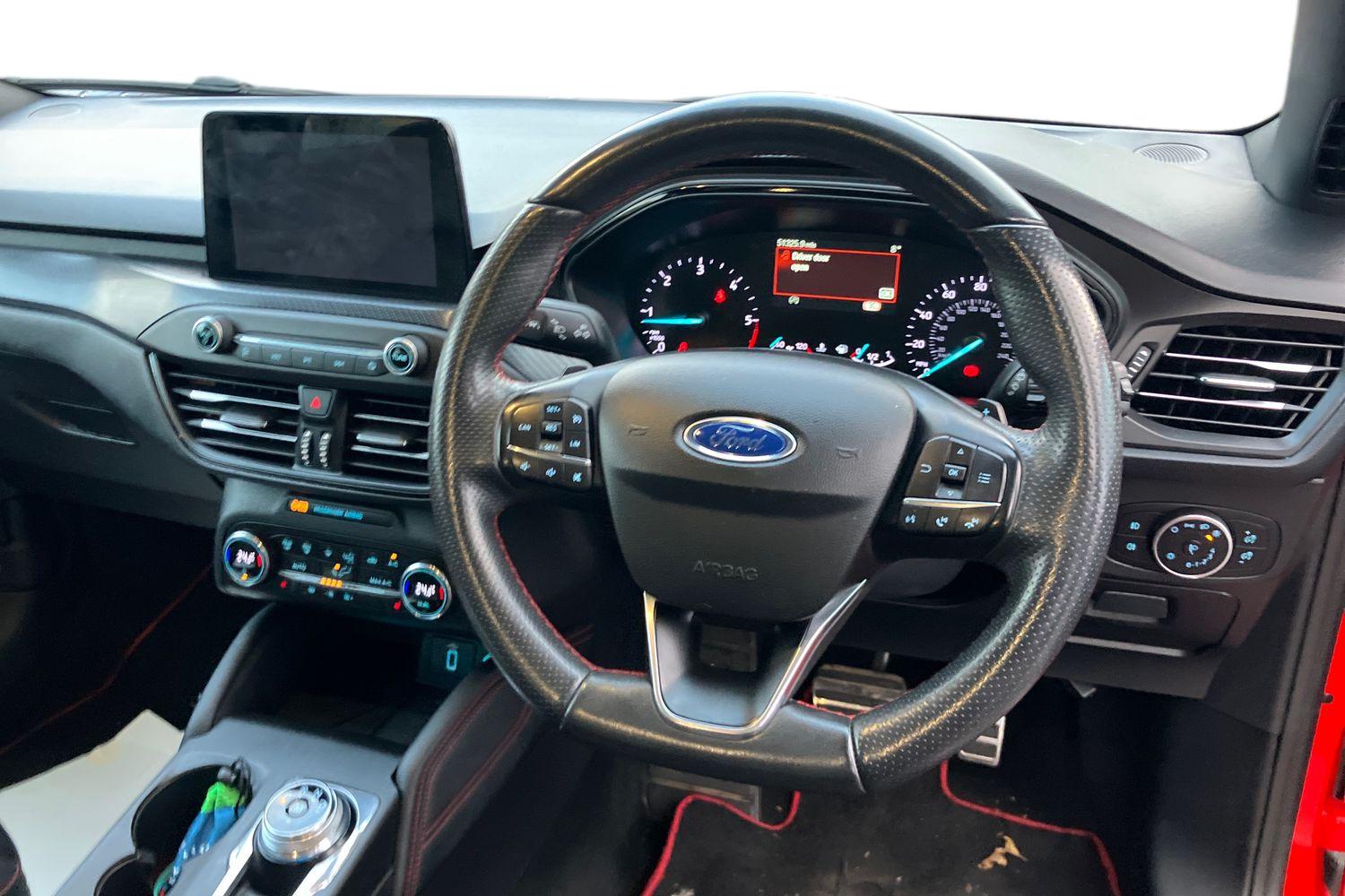 Used Ford Focus 2019 for sale - 76334467: Photo 3