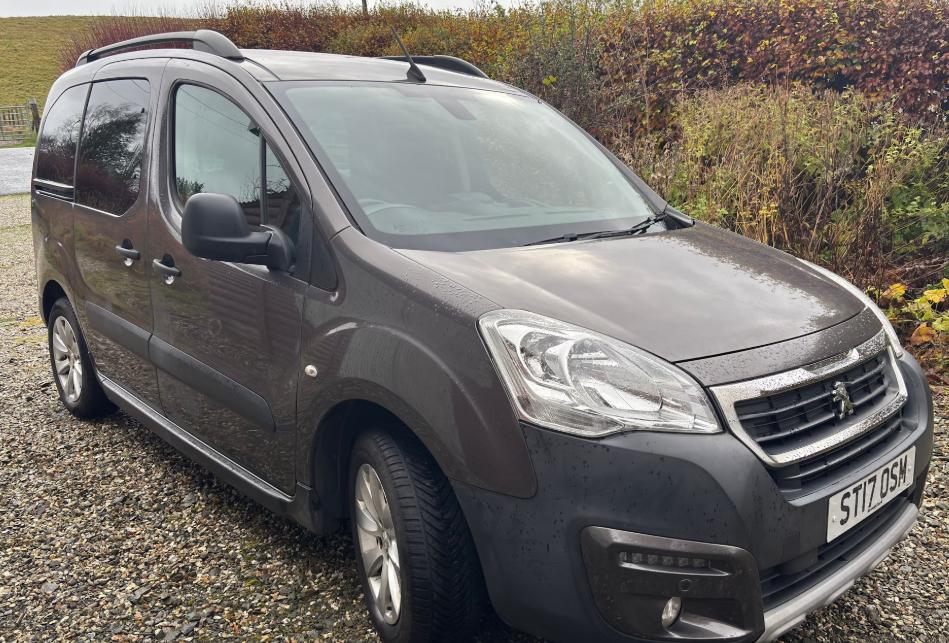 Used Peugeot Partner Tepee 2017 for sale - 76546121: Photo 1