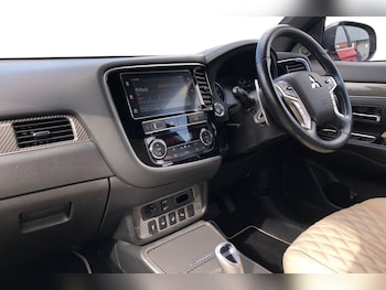 Used Mitsubishi Outlander 2019 for sale - 75713824: Photo