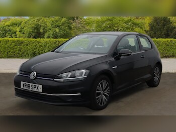 Used Volkswagen Golf 2018 for sale - 78454028: Photo