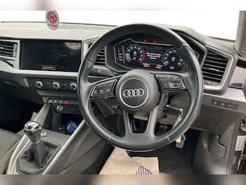 Used Audi A1 2019 for sale - 76218578: Photo 3