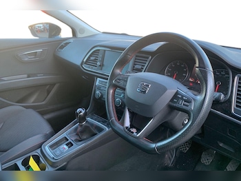 Used SEAT Leon 2019 for sale - 78386412: Photo