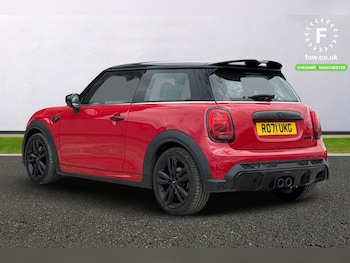 Used MINI Hatch 2021 for sale - 75730365: Photo