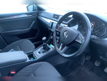 Used Skoda Superb 2024 for sale - 77199413: Photo