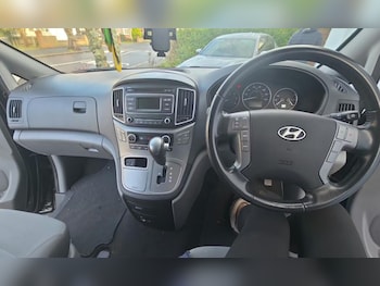 Used Hyundai i800 2016 for sale - 77527646: Photo