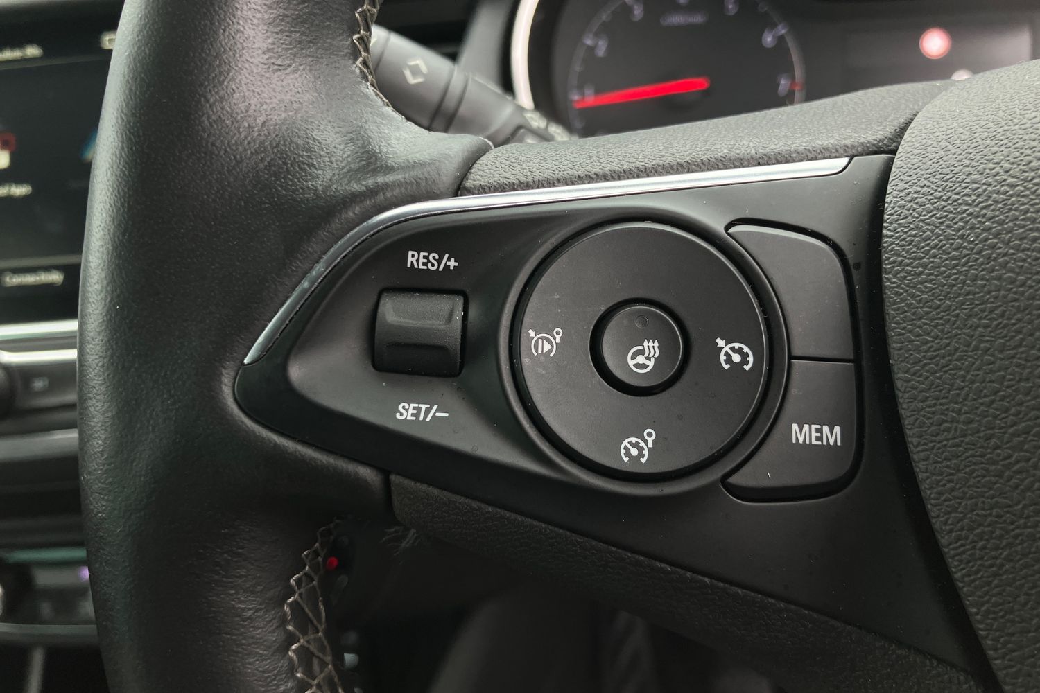 Used Vauxhall Crossland 2022 for sale - 76469245: Photo 12