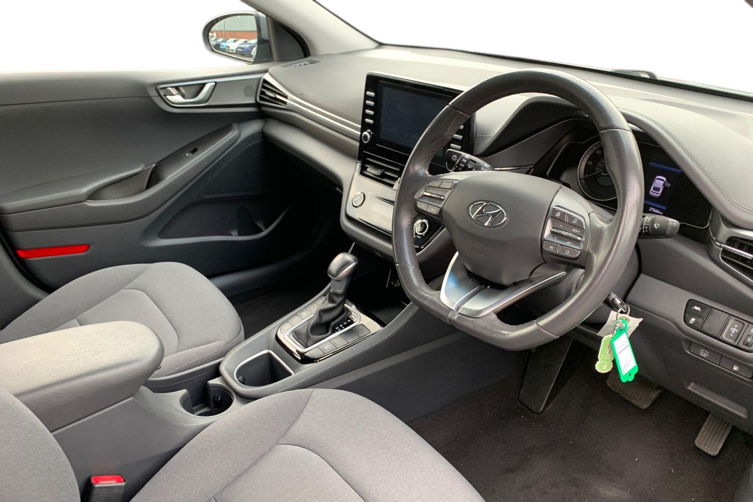 Used Hyundai IONIQ 2019 for sale - 76502997: Photo 3