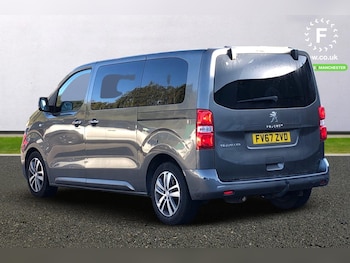 Used Peugeot Traveller 2018 for sale - 76040888: Photo 2
