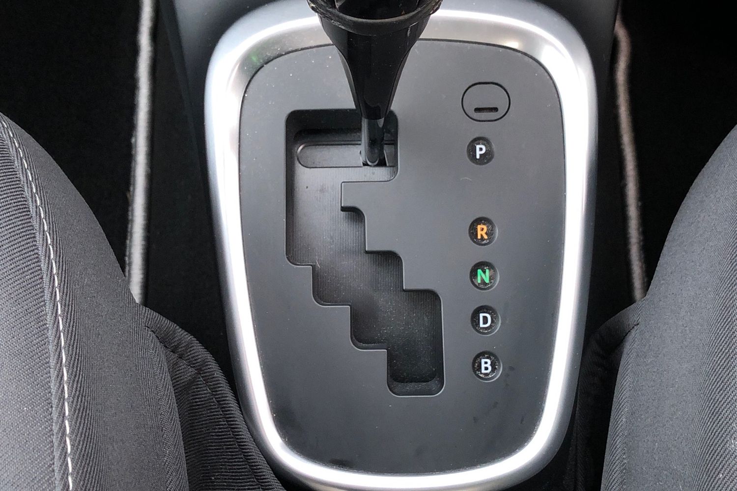 Used Toyota Yaris 2017 for sale - 76836198: Photo 12