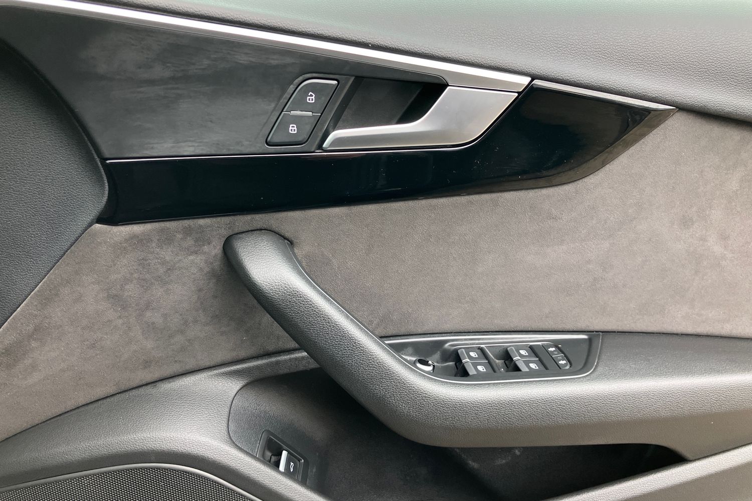 Used Audi A4 2018 for sale - 77444050: Photo 26