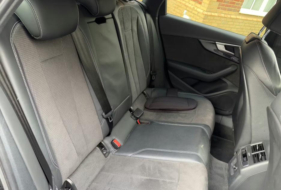 Used Audi A4 2018 for sale - 77444050: Photo 4