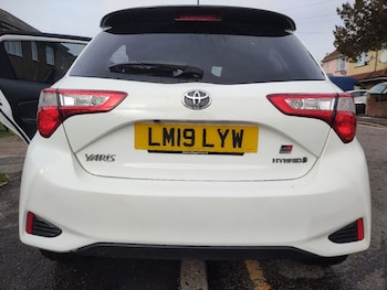 Used Toyota Yaris 2019 for sale - 77879180: Photo