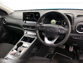 Used Hyundai KONA 2022 for sale - 76662180: Photo