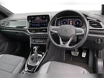Used Volkswagen T-Roc 2024 for sale - 79478345: Photo