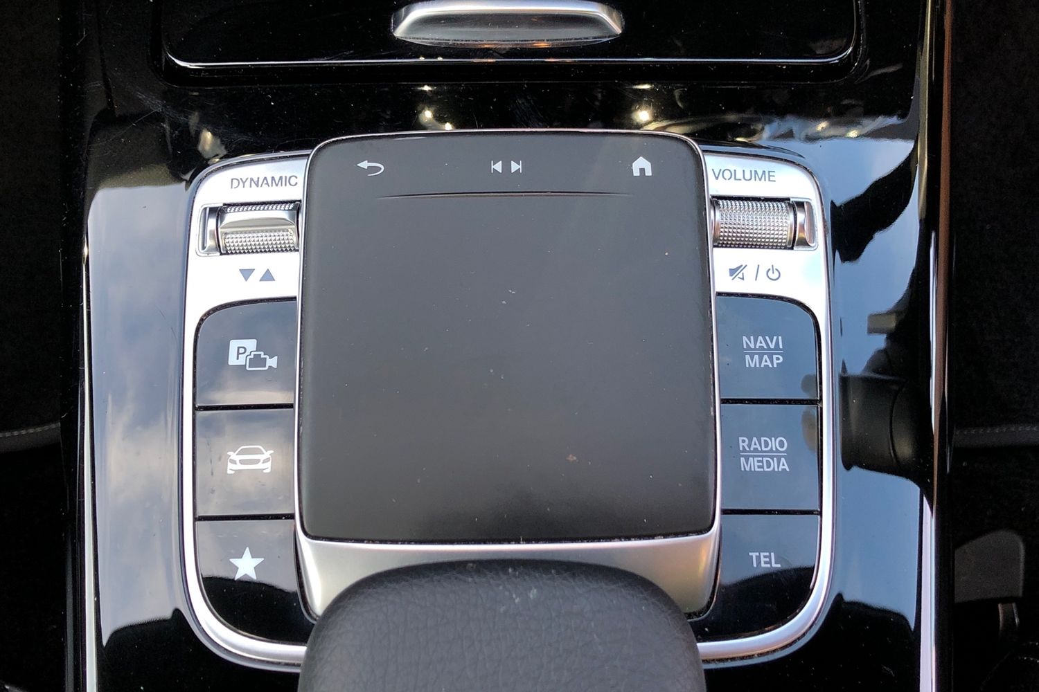 Used Mercedes-Benz A-Class 2018 for sale - 76406072: Photo 11