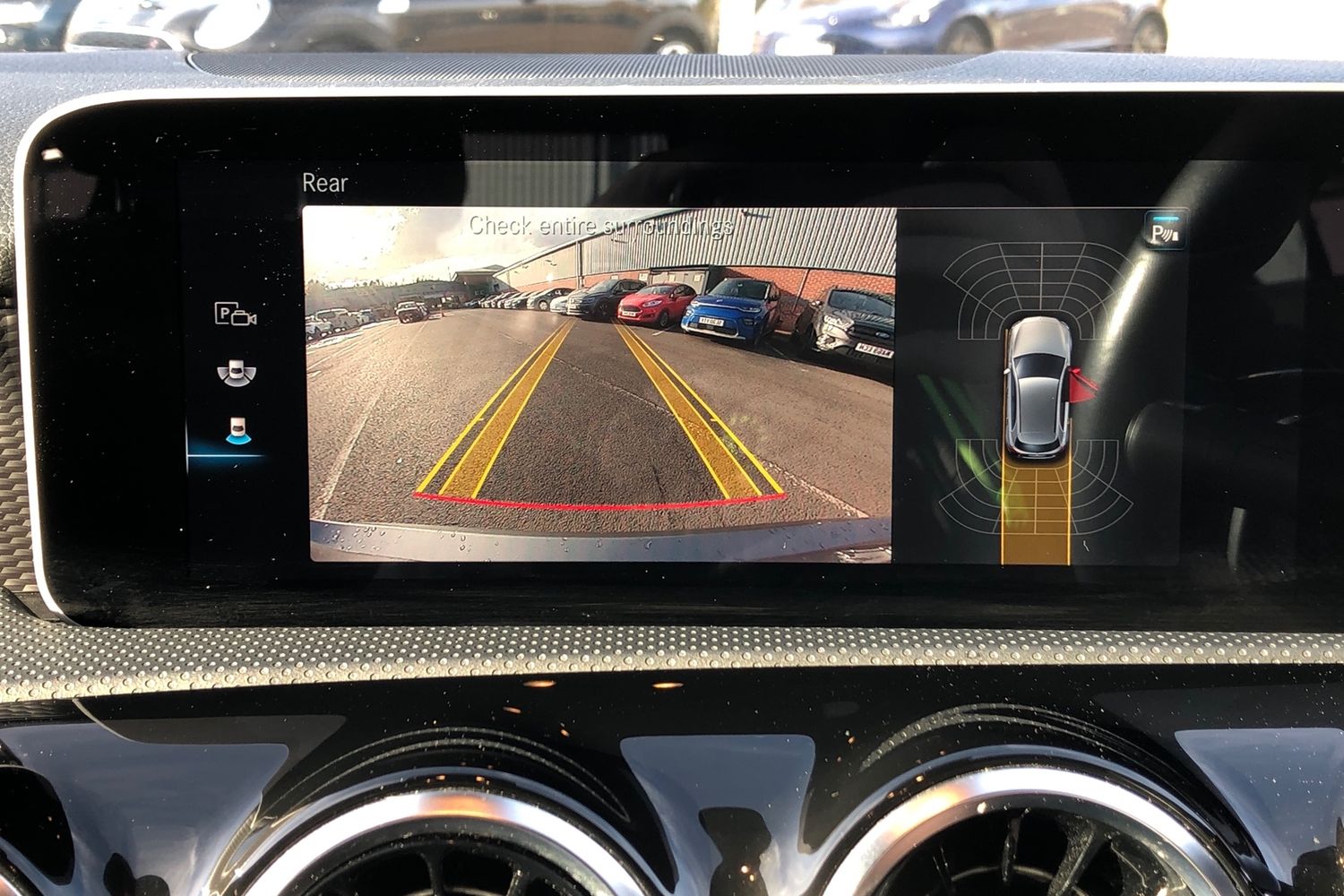 Used Mercedes-Benz A-Class 2018 for sale - 76406072: Photo 9