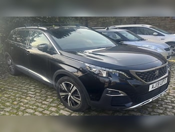 Peugeot 5008 feature image