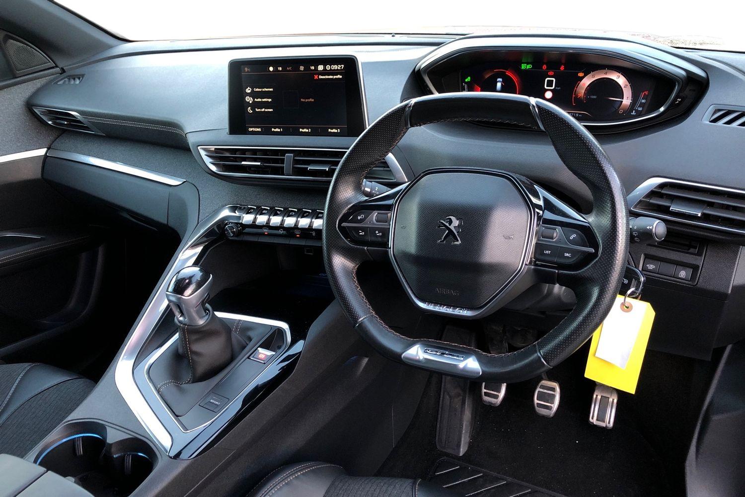 Used Peugeot 3008 2017 for sale - 76711844: Photo 3