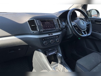 Used Volkswagen Sharan 2018 for sale - 79206840: Photo