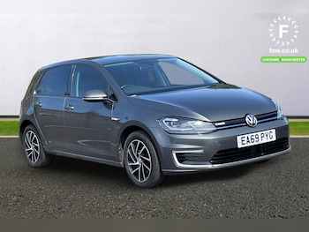 Used Volkswagen Golf 2019 for sale - 79531447: Photo