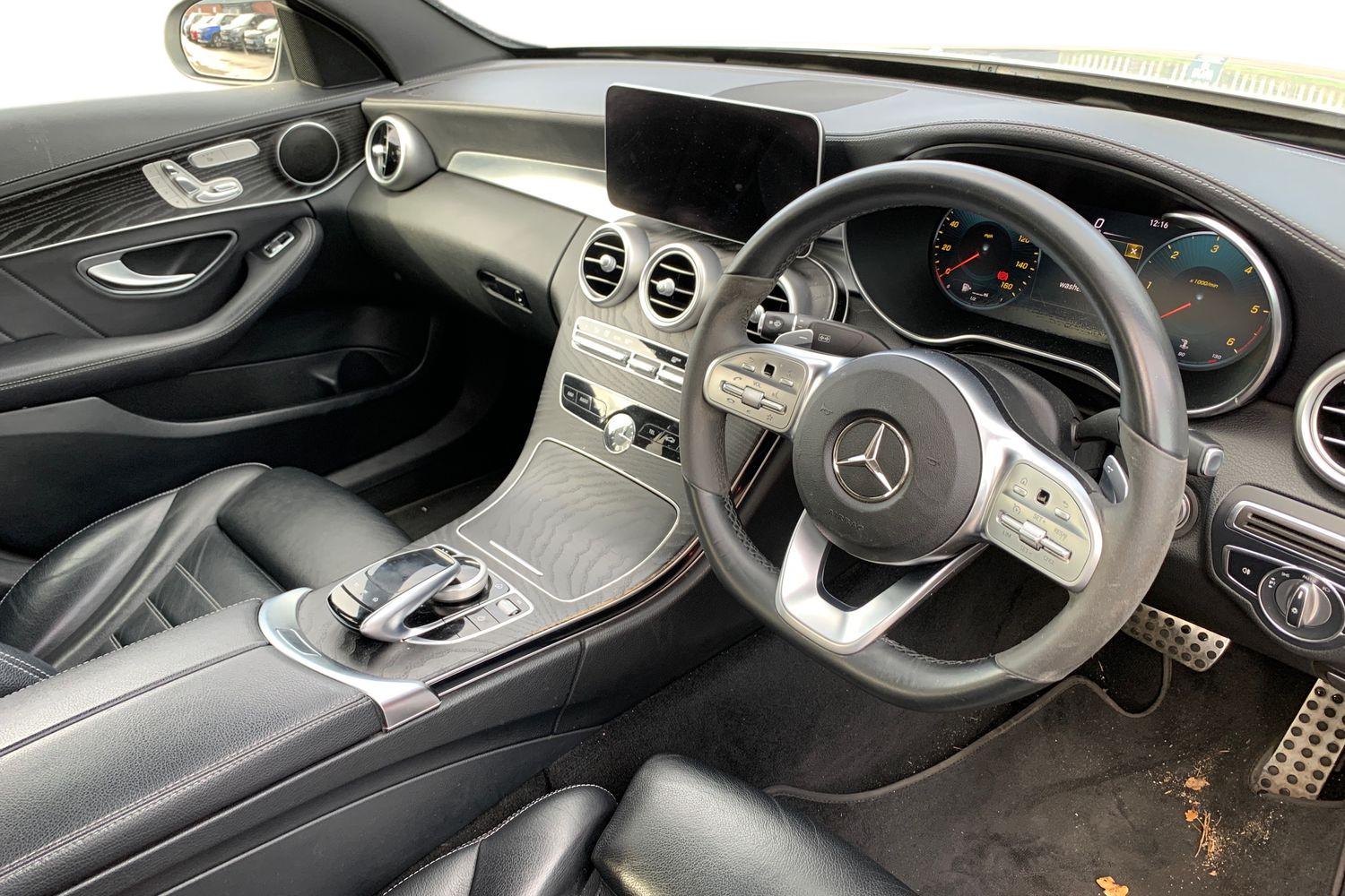 Used Mercedes-Benz C Class 2021 for sale - 76401708: Photo 3