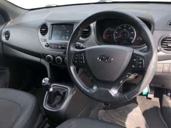 Used Hyundai i10 2019 for sale - 75343885: Photo