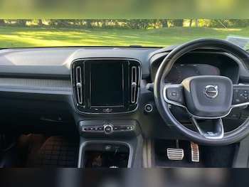 Used Volvo XC40 2020 for sale - 79229995: Photo