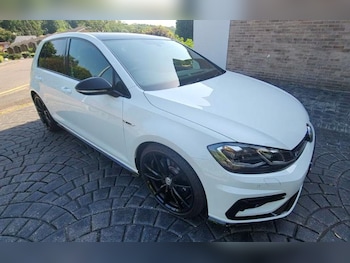 Used Volkswagen Golf 2018 for sale - 78852252: Photo