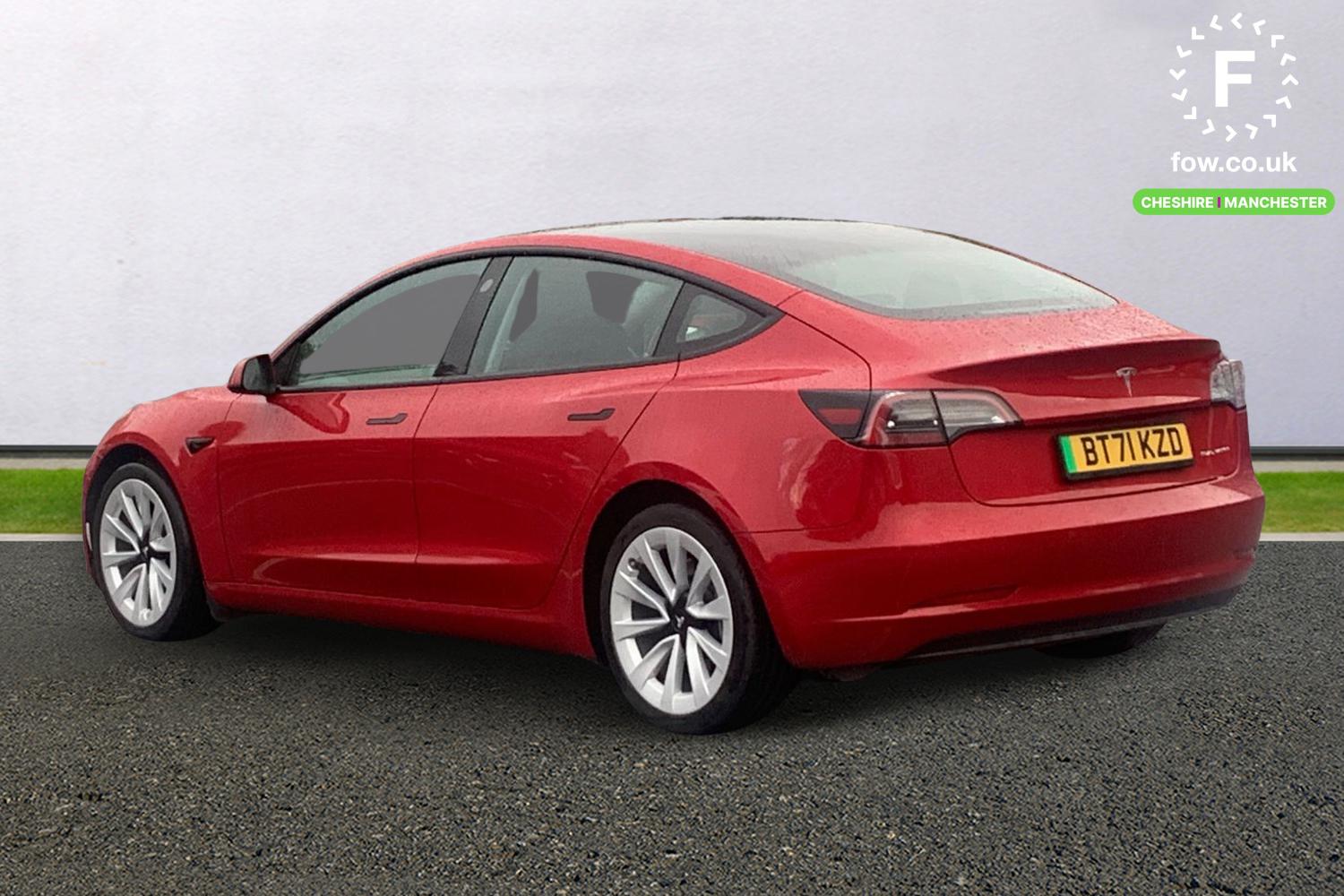 Used Tesla Model 3 2021 for sale - 76346471: Photo 2