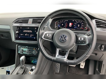 Used Volkswagen Tiguan 2019 for sale - 77774129: Photo
