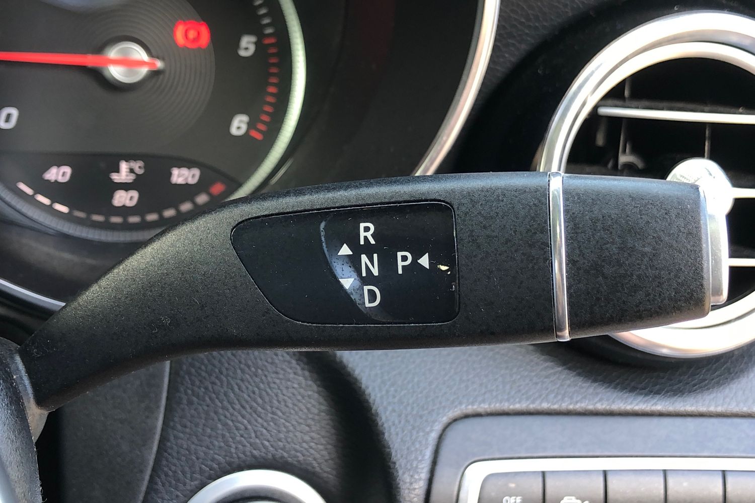 Used Mercedes-Benz GLC 2018 for sale - 77037396: Photo 8