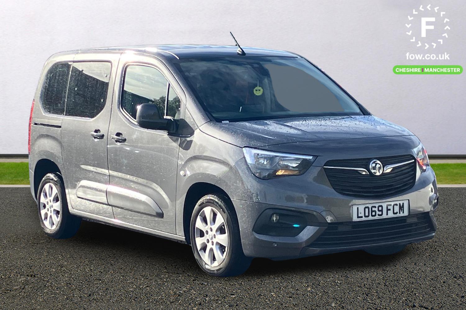 Used Vauxhall Combo Life 2019 for sale - 76323988: Photo 1