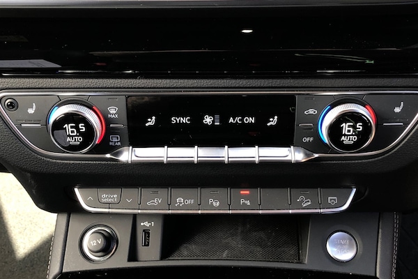 Used Audi Q5 2023 for sale - 75655362: Photo 10
