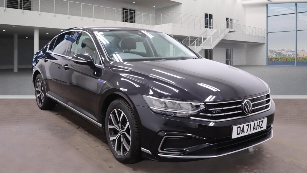 Used Volkswagen Passat 2021 for sale - 76929305: Photo 1