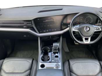 Used Volkswagen Touareg 2019 for sale - 74897177: Photo