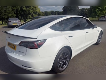 Used Tesla Model 3 2021 for sale - 79547305: Photo