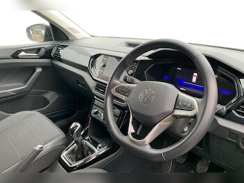 Used Volkswagen T-Cross 2023 for sale - 77500926: Photo