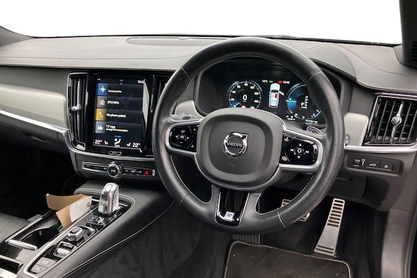 Used Volvo V90 2018 for sale - 76292542: Photo 3