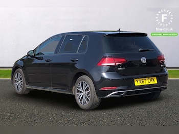 Used Volkswagen Golf 2017 for sale - 75568062: Photo