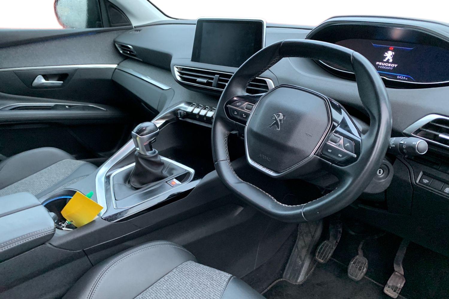 Used Peugeot 3008 2020 for sale - 77275494: Photo 3