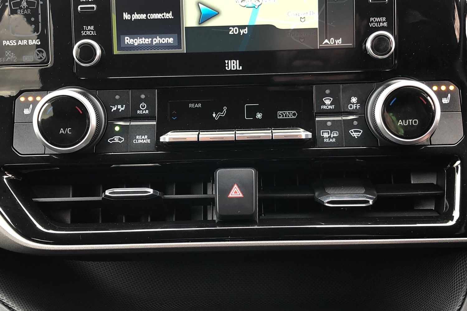 Used Toyota Highlander 2021 for sale - 76662229: Photo 11