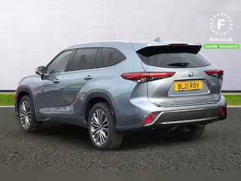 Used Toyota Highlander 2021 for sale - 76662229: Photo