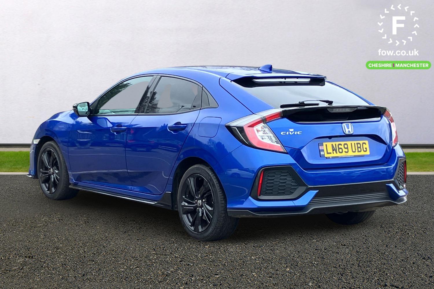 Used Honda Civic 2019 for sale - 77589418: Photo 2