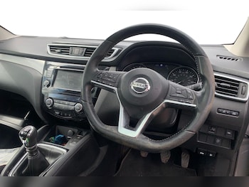 Used Nissan Qashqai 2019 for sale - 78904679: Photo