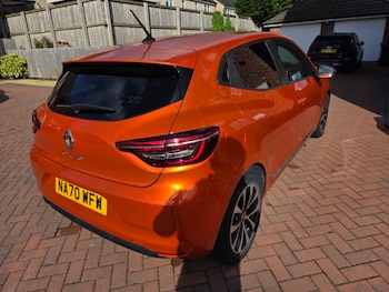 Used Renault Clio 2020 for sale - 75825259: Photo